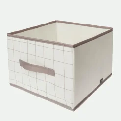 Caja*Muy Mucho Sale